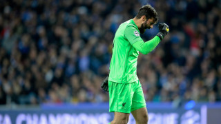 Капитанът на Ливърпул: Всички знаем колко важен е Алисон за нас