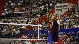 Известният български волейболен съдия Ивайло Иванов ще ръководи срещи от