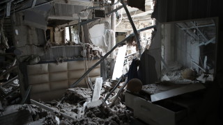 Сблъсъците между арменските и азербайджанските сили са прогонили от домовете