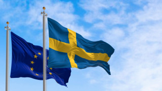 Заплахата от война има способността да променя нагласите  дори сред