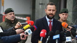 Министърът на националната отбрана на Полша Владислав Косиняк Камиш заяви че