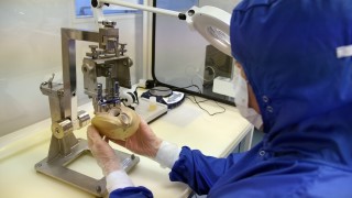 За пръв път в Европа напълно изкуствено сърце успешно присадено в Италия