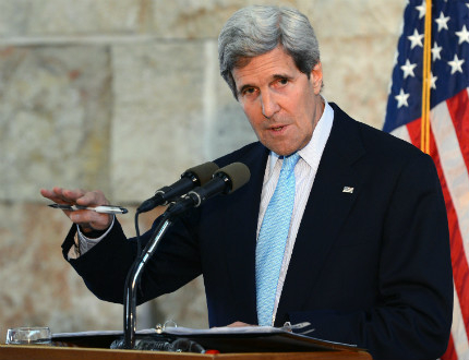 Кери: Нови санкции срещу Иран ще осуетят преговорите по ядрената програма