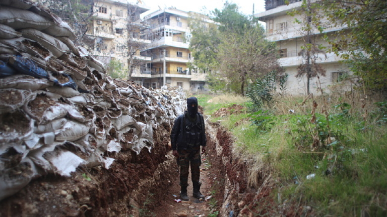 Сирийската армия отряза всички маршрути за снабдяване на бунтовниците в Източно Алепо