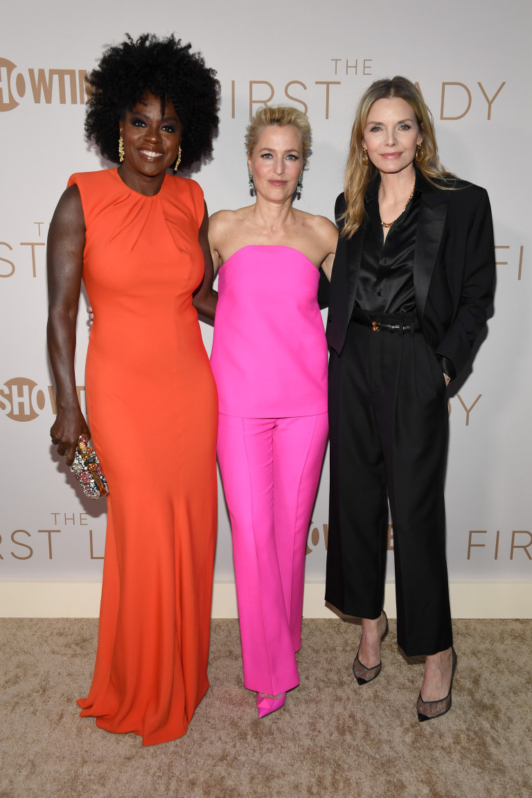 С актрисите в другите две главни роли Виола Дейвис и Джилиан Андерсън