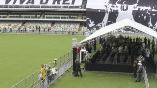 На живо: Бразилия се прощава с Пеле