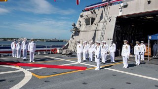 Американските военноморски сили въведоха на въоръжение нов боен кораб
