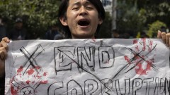 19 загинали и стотици ранени при протестите в Непал 