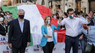 Протести в Италия в деня на националния й празник