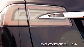 Откакто Tesla започна да разработва автопилот за автомобилите си той