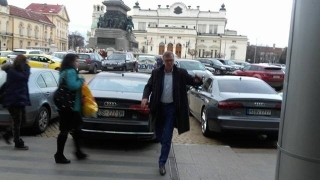 Мажоритарният собственик на Левски Наско Сираков е на среща в