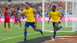 Бащата на звездата на Арсенал Пиер Емерик Обамеянг Пиер Франсоа