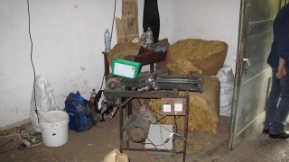 Разкриха домашна работилница за обработка на тютюн в квартал Столипиново
