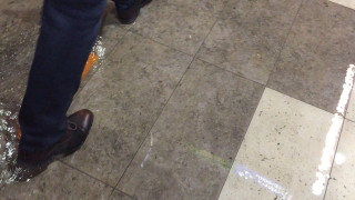 Мъж блъсна човек в подлеза на Орлов мост в София