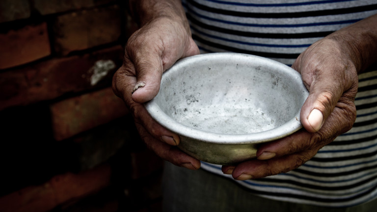 Коронавирус: Тежката криза в богатите страни води до умрели от глад в най-бедните