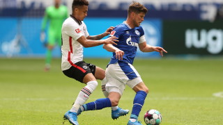 Шалке 04 обяви раздялата със защитника Сеад Колашинац и нападателя