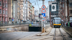 Местят трамваите на "Скобелев" по стоманобетонна рампа