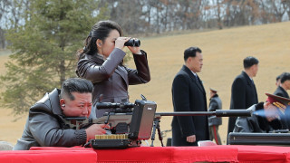 Ким Чен Ун подари снайпери на висши военни и високопоставени партийни членове