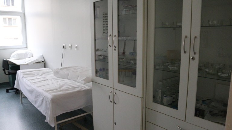 Без пълни заплати от 8 месеца са специалистите от Белодробната болница във Варна