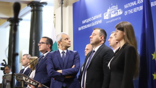 Възраждане ще издигнат собствени кандидати за шефове на и Сметната