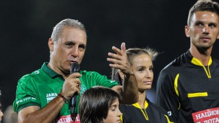 Христо Стоичков стана "Кавалер на мира" на папа Франциск