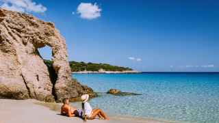 Докато в България през следващите седмици синоптиците предупреждават за дъжд