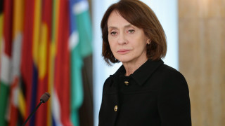 Надежда Нейнски: Новото ръководство на Иран трябва да се върне на масата за преговори