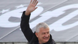 Локомотив Пловдив има нов стар мажоритарен собственик Днес Адам Сотков остави