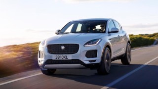 Jaguar представи новия си модел E Pace по меко казано впечатляващ
