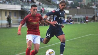 Силната игра на 18 годишния Илиян Антонов по време на лагера