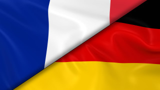 Франция и Германия провеждат първото си съвместно парламентарно заседание като