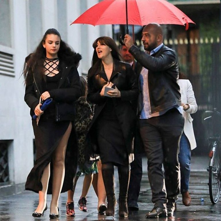 13-годишната Дева е по-висока от майка си