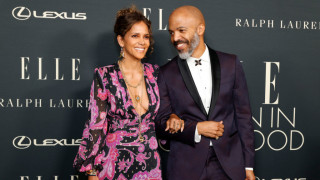 Неофициалната брачна церемония на Хали Бери и Ван Хънт