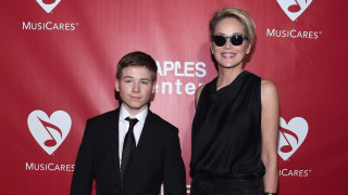 Въпреки славата си на някогашен секс символ и една от