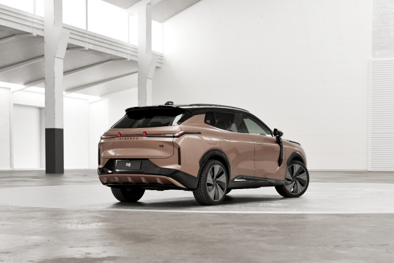 Lynk & Co 08