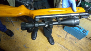 Задържаха 54-годишен с незаконни оръжия в Разград