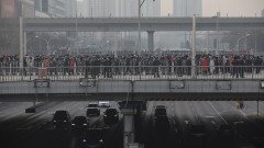 Търговска война: Китайската икономика рязко се забави