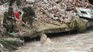 23 сгради и подлези отводниха в София