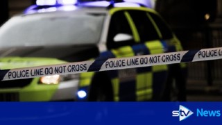 Най малко трима души са намушкани в центъра на Глазгоу съобщи