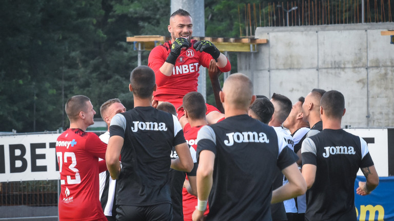 Локомотив (Пловдив) и втородивизионния Марица (Пловдив) завършиха наравно 1:1 контролна