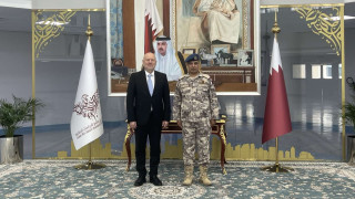 Тагарев търси задълбочаване на сътрудничеството в сферата на отбраната с Катар