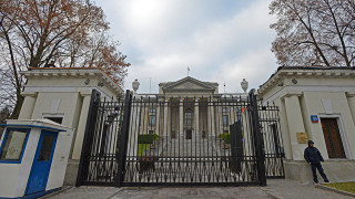 Властите в Полша обсъждат възможността за експулсиране на руски дипломати