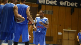 Ръководството на Левски Лукойл обяви цена от 5 лева на