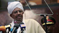 Бившият судански президент Омар Башир напусна затвора