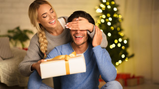 10 подаръка, които никой не иска да получи за Коледа