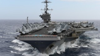 Американският самолетоносач Карл Винсън пристигна в Южна Корея съобщава Ройтерс Днес