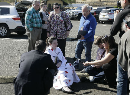 10 души са убити при стрелба в кампус на колеж в Орегон