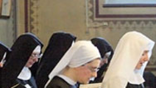 В Италия организират конкурс за най-красива монахиня