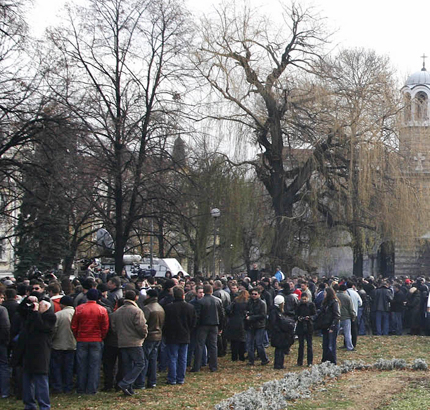 100 полицаи от Пазарджик идват за протеста на 27-и