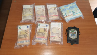 Митническите служители установиха 70 000 евро укрити в товарен автомобил